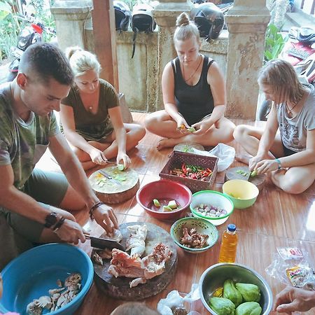 Lionk Bali House Bed & Breakfast Ubud Exterior foto