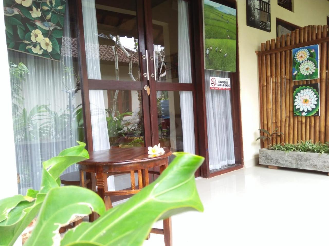 Lionk Bali House Bed & Breakfast Ubud Exterior foto