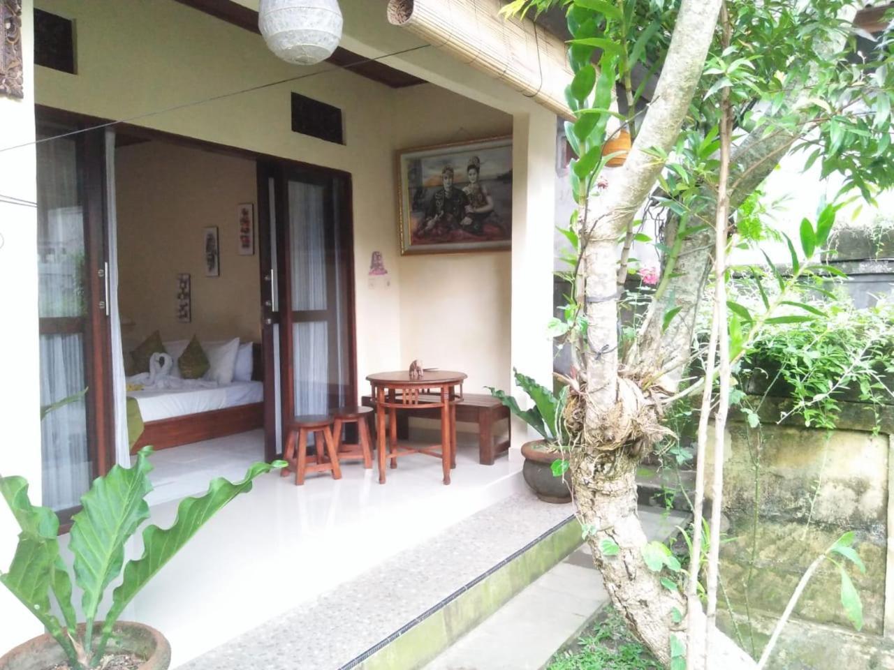 Lionk Bali House Bed & Breakfast Ubud Exterior foto