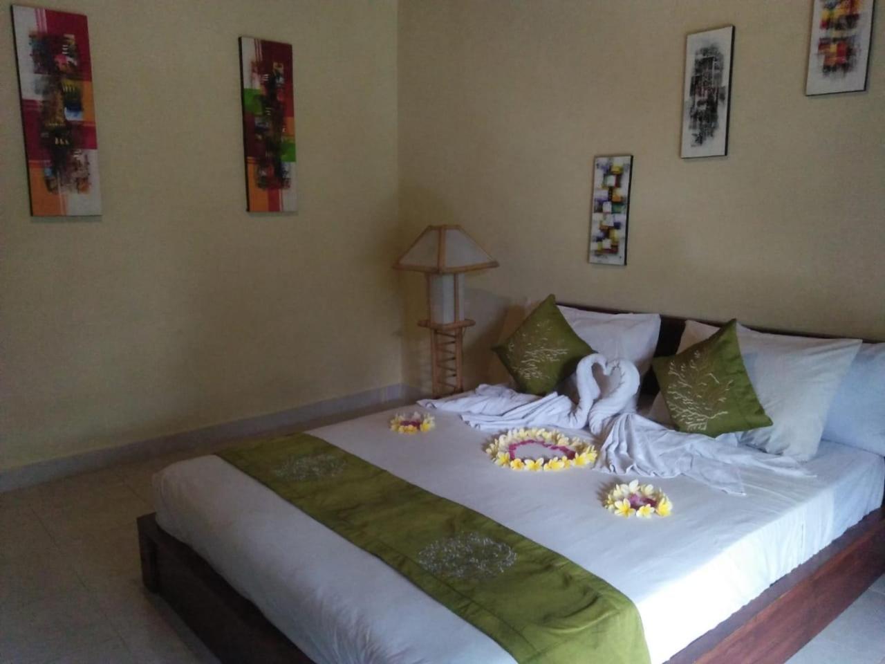 Lionk Bali House Bed & Breakfast Ubud Exterior foto