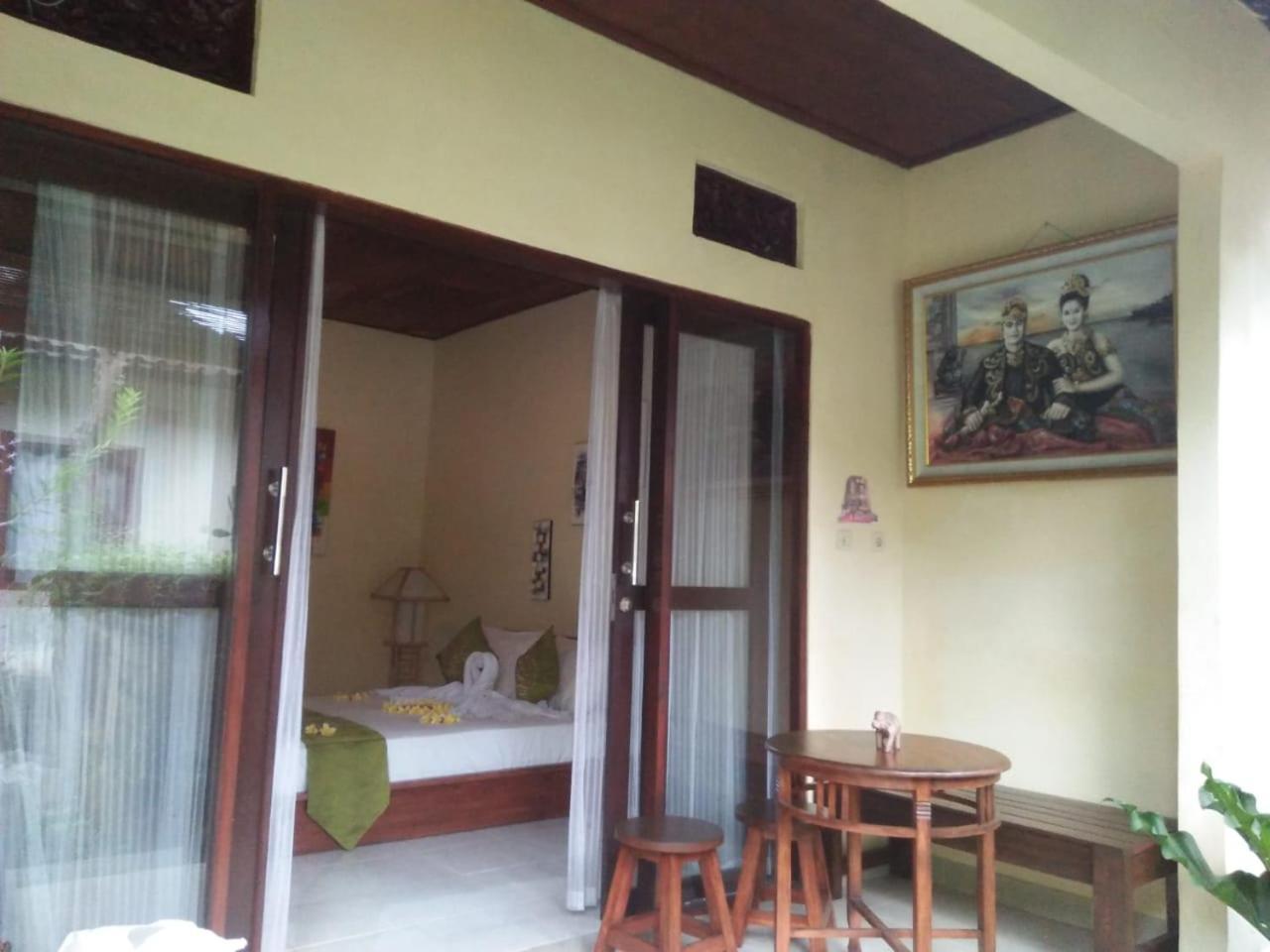 Lionk Bali House Bed & Breakfast Ubud Exterior foto
